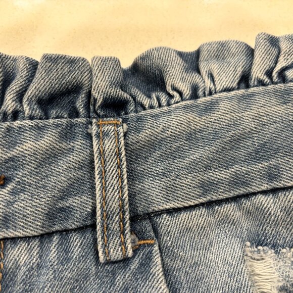 Hayden Light denim mini skirt, ruffled waist, frayed Hemline, Vintage Vibe Small - Picture 4 of 9